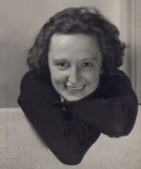 Elizabeth Orton Jones
