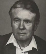 R.. Chetwynd-Hayes